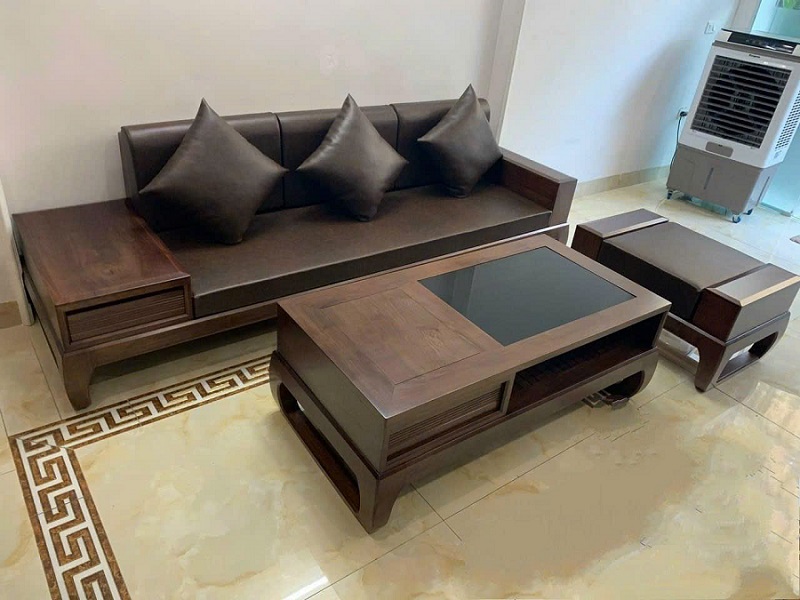 Nhân viên bốc dỡ tháo dỡ bàn ghế gỗ cũ nhanh chóng tận nơi